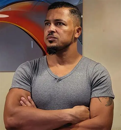 Van Vicker Biography 2026: Early Life, Education, Wikipedia, Age & Career