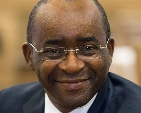 Strive Masiyiwa Biography, Wikipedia, Early Life, Wife, Career & Nationality