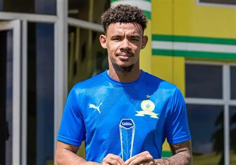 Ronwen Williams Biography: Age, Education, Football Career and Achievements